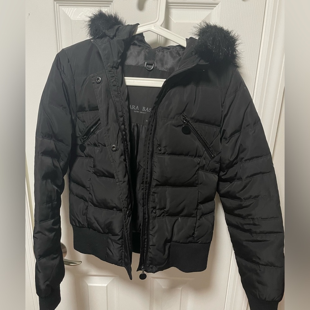 Zara women down jacket size M in perfect condition ( size run small )